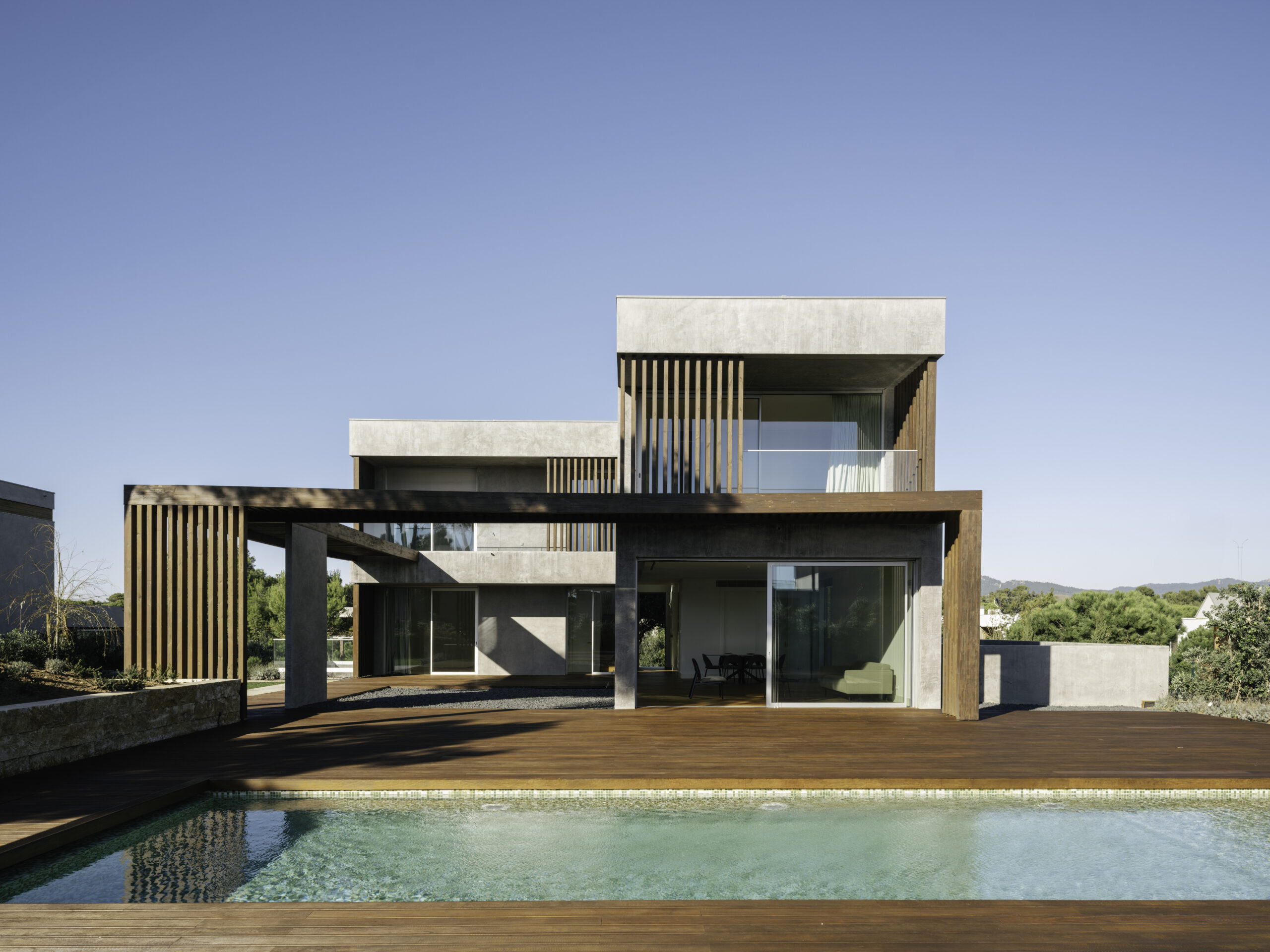 LNG_Bloom-46 (1) (1)